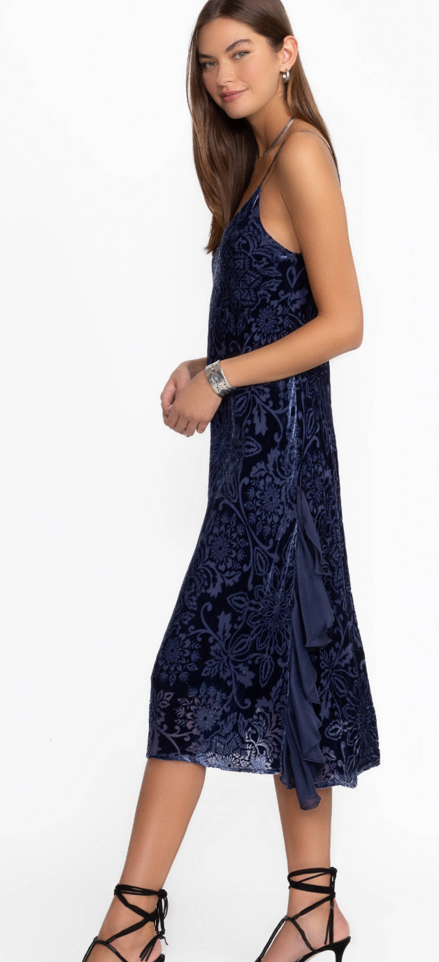 CEECEE RUFFLE SLIP DRESS/JOHNNY WAS