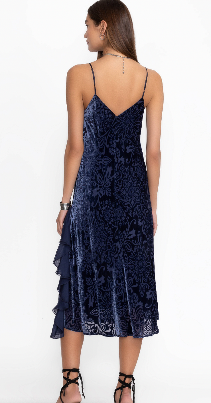 CEECEE RUFFLE SLIP DRESS/JOHNNY WAS