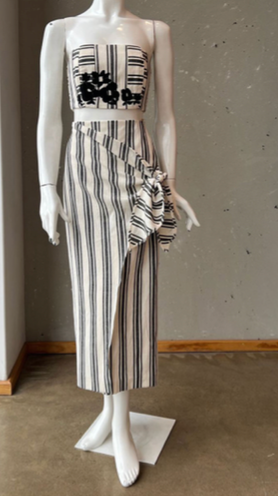 PINO TOP / DENISSE KURI